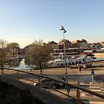 Aux Waterzooi Merveilleux Côté Port Hotel 3*